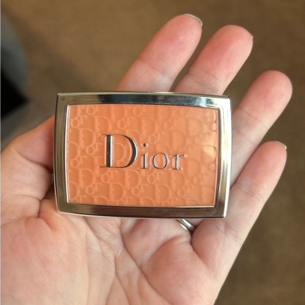 Sold- Dior Backstage Rosy Glow Blush in Coral - New Without A Box